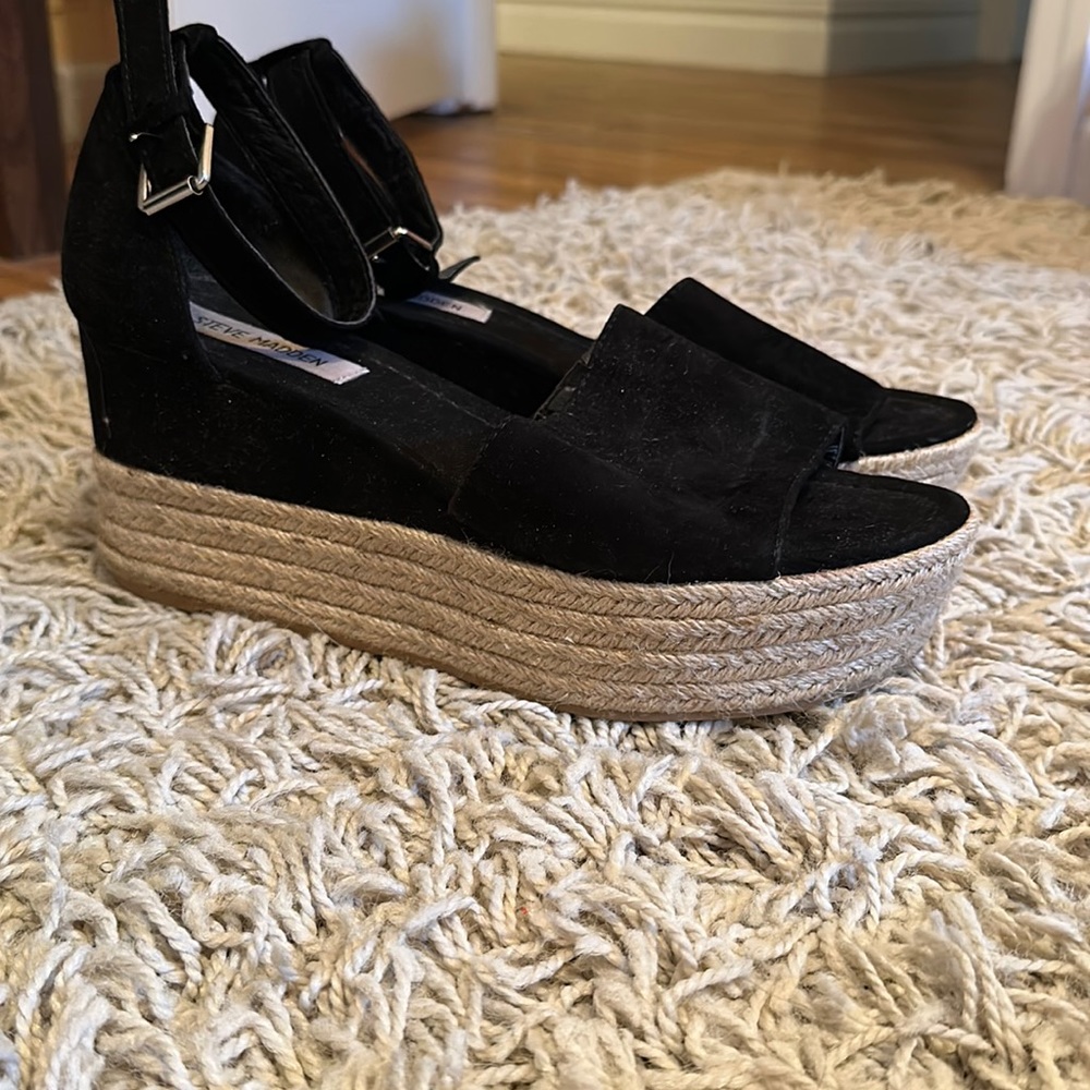 Steve Madden platform sandal